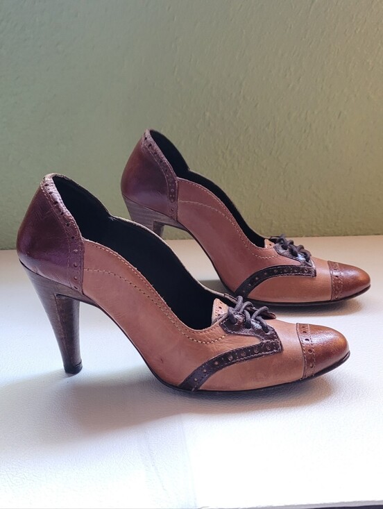 Diesel Shoes - Diesel Style Labs Pristine Vintage Spectator Pumps Sz 7.5